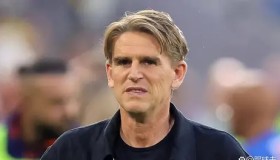 巴萨客场激战纽卡斯尔，拉什福德双响梅西绝杀，巴萨艰难取胜